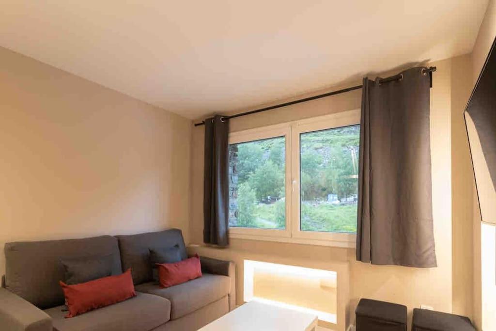Lovely Quiet Apartment Walking Distance Ski Runs - Hut1-Oo5333 سولديو المظهر الخارجي الصورة